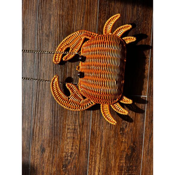 NWT Tommy Bahama Womens woven CrabShaped Wicker Handbag TikTok viral Coastal Fun - Picture 17 of 17